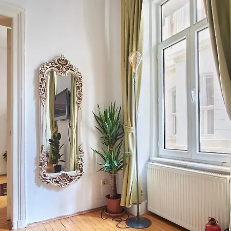 Apartment Your Heart Of Istanbul